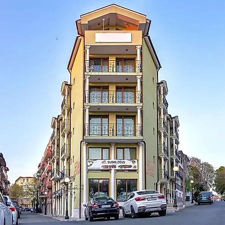 Hotel Zeus