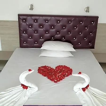 Hotel Zeus