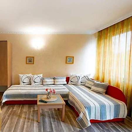 Hotel Zeus