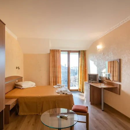 호텔 제우스 포마리