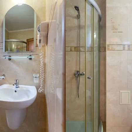 제우스 3* 포마리